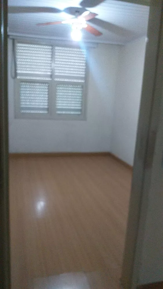 Apartamento à venda com 1 quarto, 40m² - Foto 5