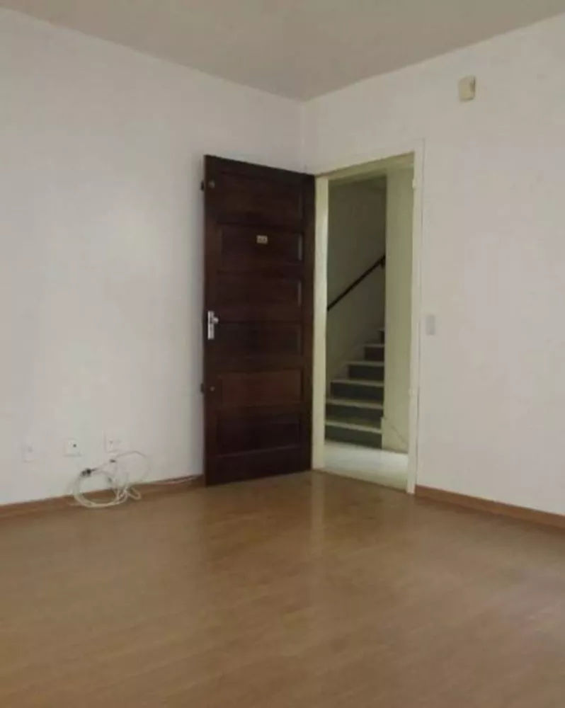 Apartamento à venda com 1 quarto, 40m² - Foto 3