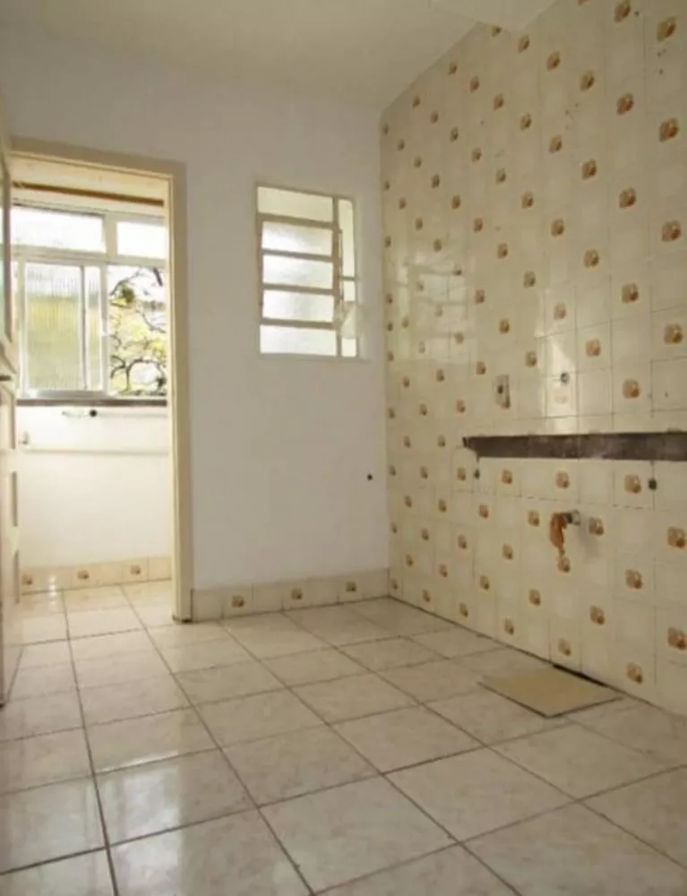 Apartamento à venda com 1 quarto, 40m² - Foto 11