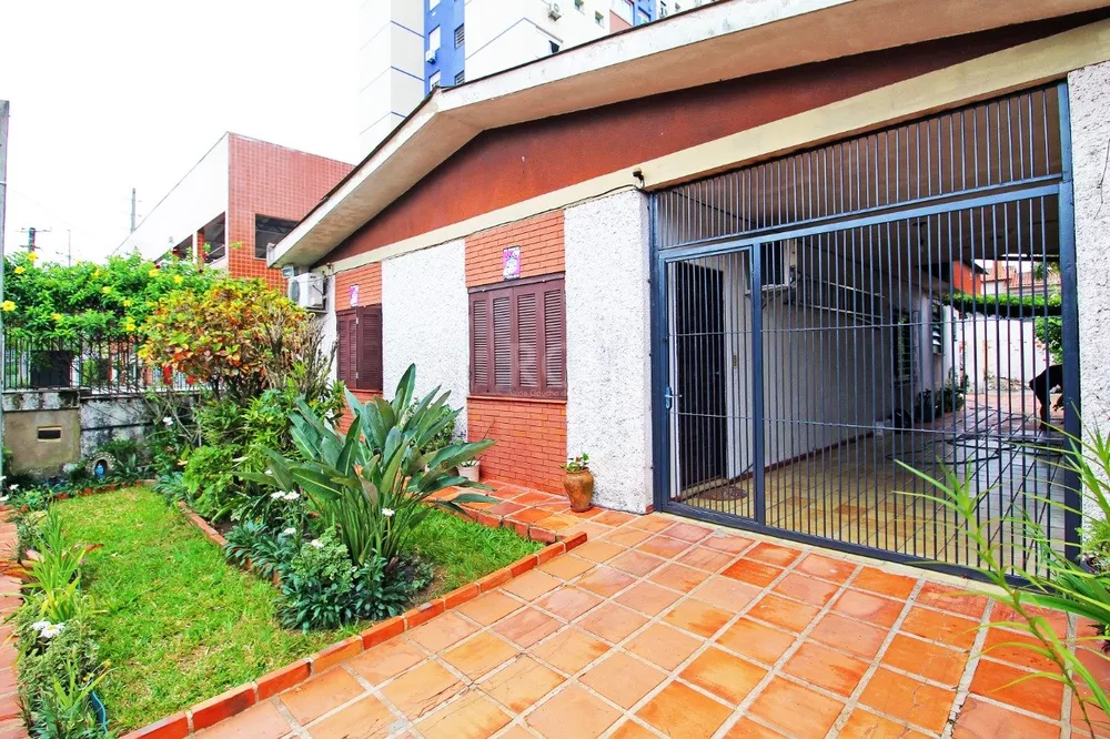 Casa à venda com 3 quartos, 119m² - Foto 1