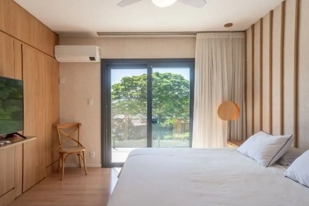 Casa, 3 quartos, 209 m² - Foto 1