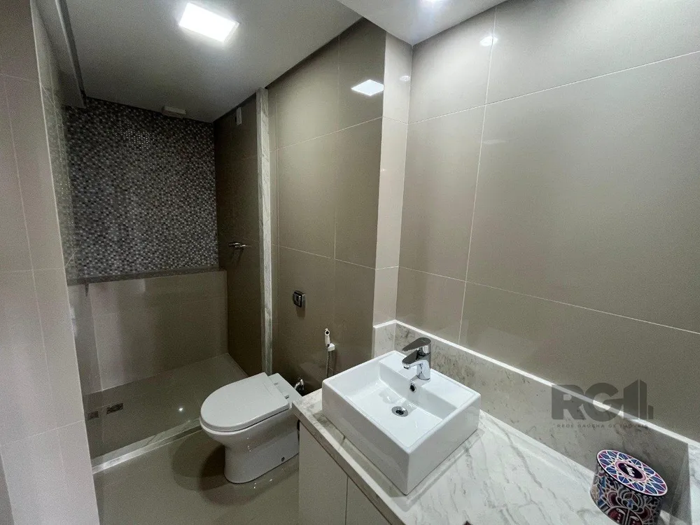 Casa, 5 quartos, 229 m² - Foto 1