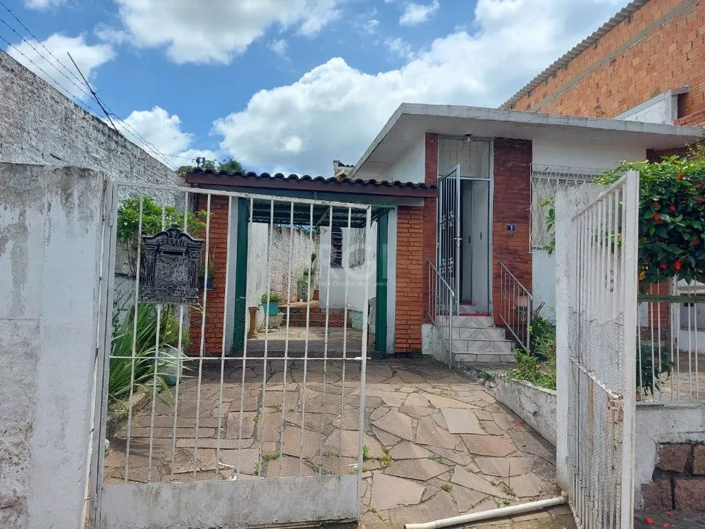 Casa à venda com 2 quartos, 67m² - Foto 1