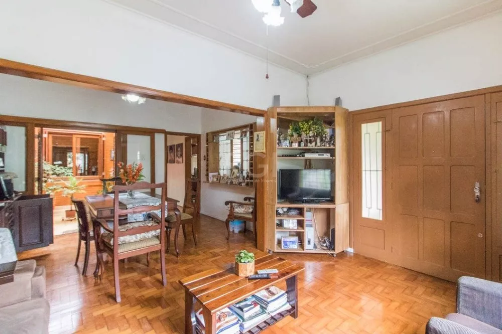 Casa à venda com 3 quartos, 167m² - Foto 2