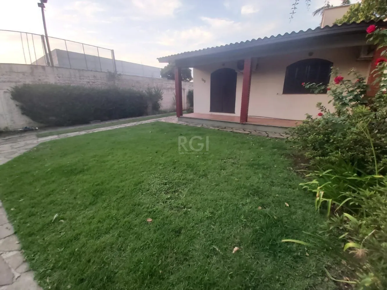 Casa, 4 quartos, 329 m² - Foto 4