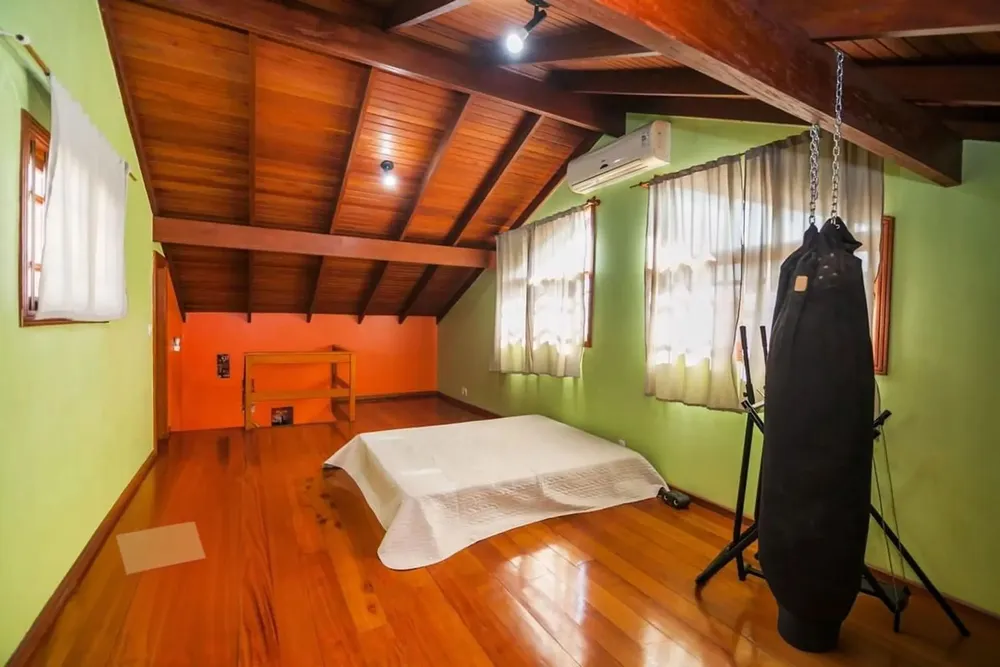 Casa, 4 quartos, 292 m² - Foto 2