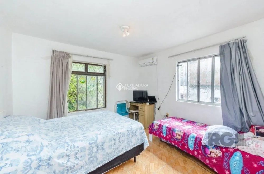 Casa, 4 quartos, 279 m² - Foto 3