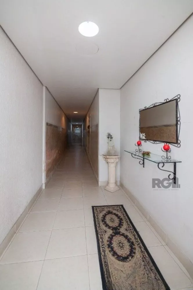 Apartamento à venda com 2 quartos, 65m² - Foto 4