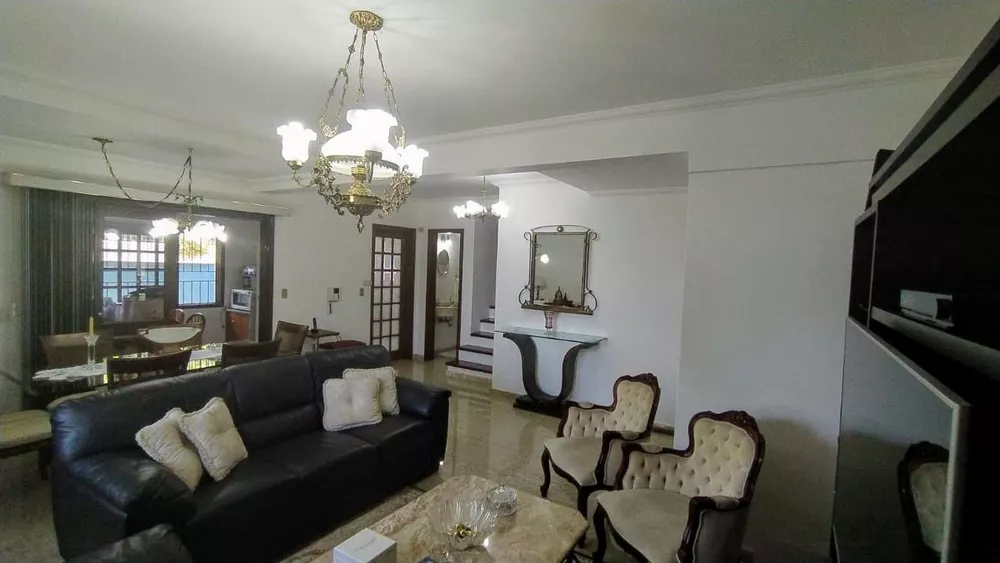 Casa à venda com 3 quartos, 249m² - Foto 5