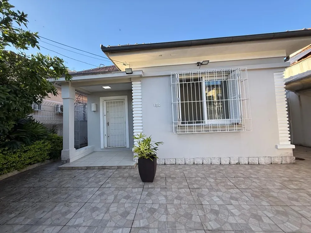 Casa, 3 quartos, 199 m² - Foto 2