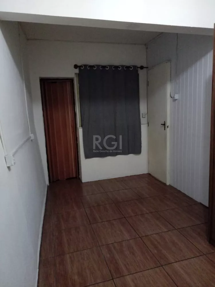 Casa à venda com 4 quartos, 135m² - Foto 2