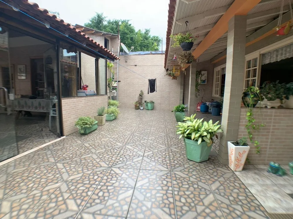 Casa, 3 quartos, 319 m² - Foto 2