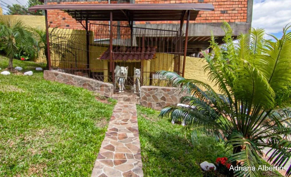 Casa, 4 quartos, 199 m² - Foto 2