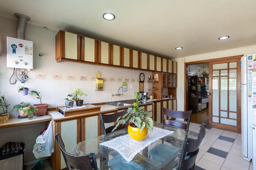 Casa, 3 quartos, 195 m² - Foto 1