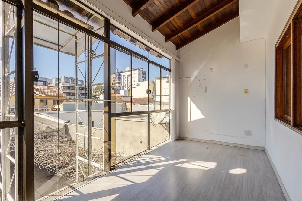 Casa, 6 quartos, 346 m² - Foto 2