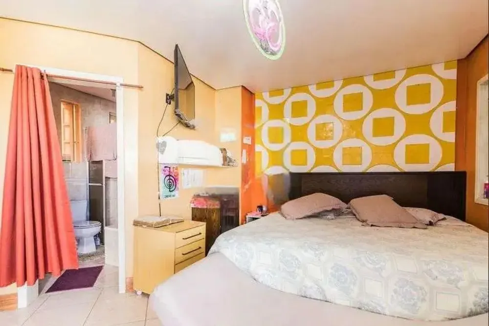 Casa, 4 quartos, 231 m² - Foto 1