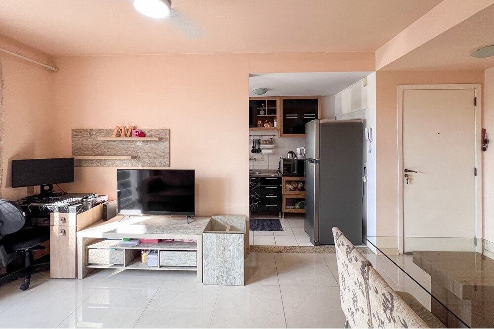 Apartamento à venda com 1 quarto, 38m² - Foto 2