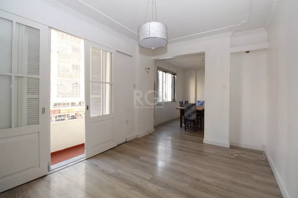 Apartamento à venda com 3 quartos, 111m² - Foto 1