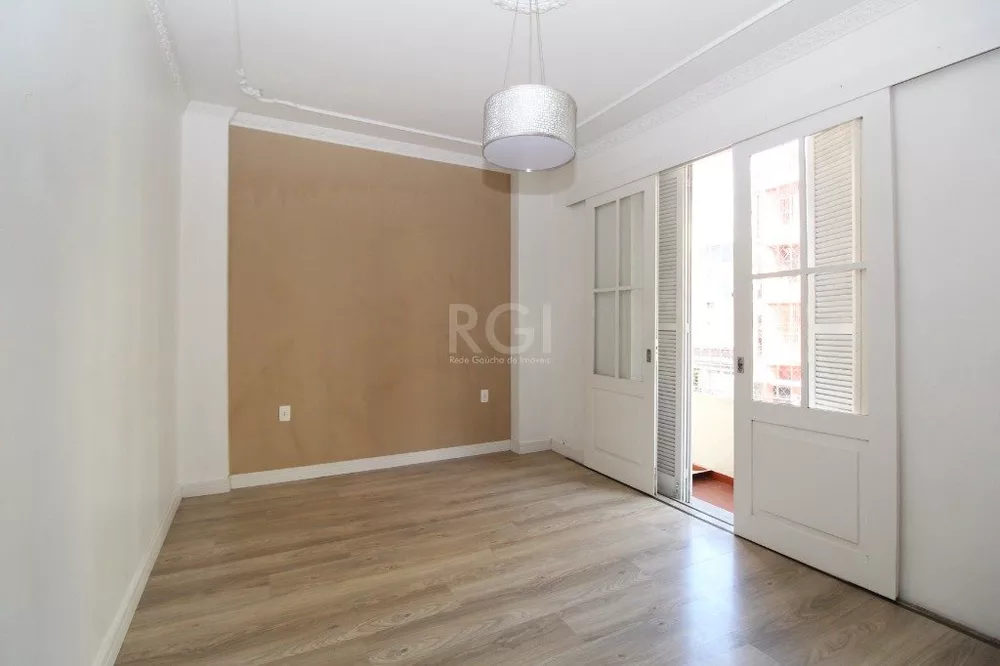 Apartamento à venda com 3 quartos, 111m² - Foto 2