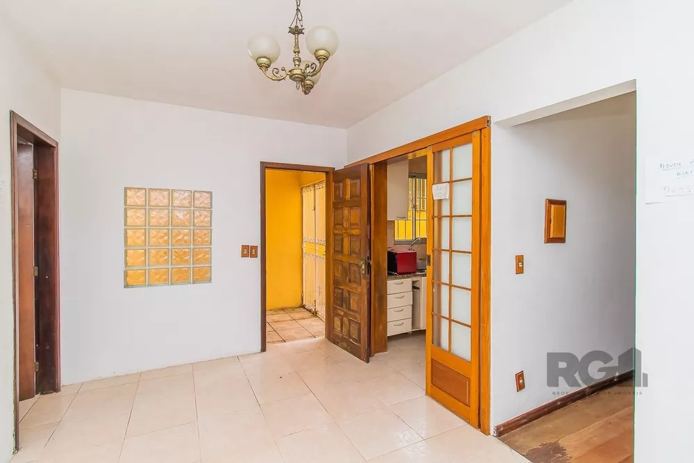 Casa à venda com 4 quartos, 225m² - Foto 9