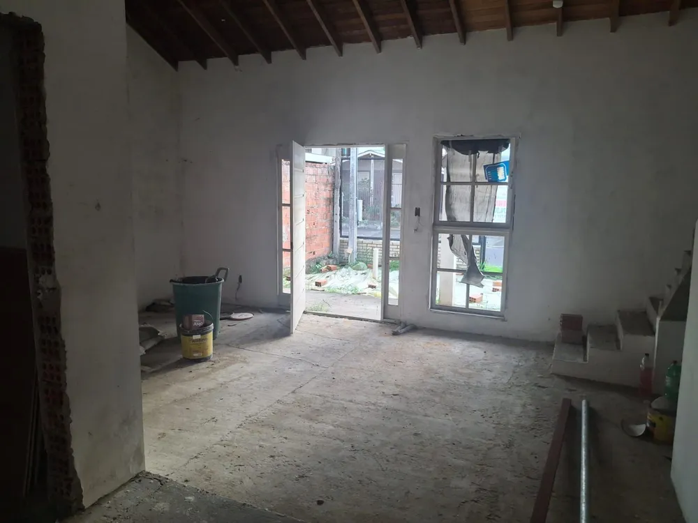 Casa, 3 quartos, 216 m² - Foto 4