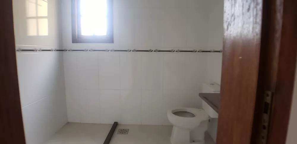 Casa à venda com 2 quartos, 165m² - Foto 8