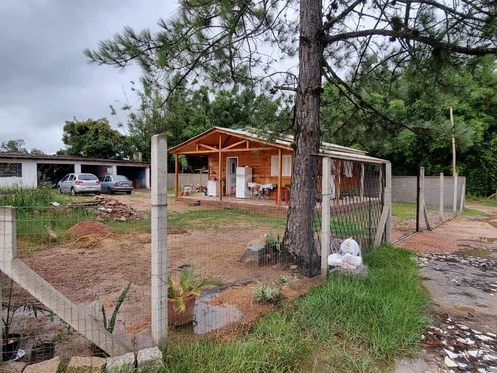 Casa à venda com 2 quartos, 321m² - Foto 2