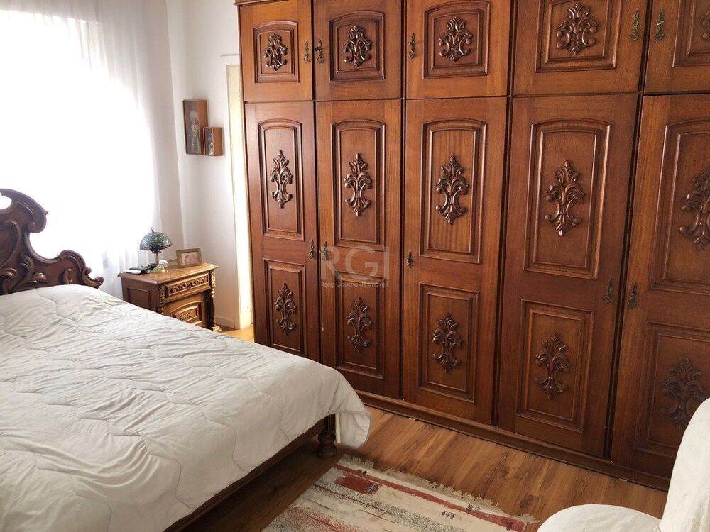 Casa à venda com 3 quartos, 210m² - Foto 3