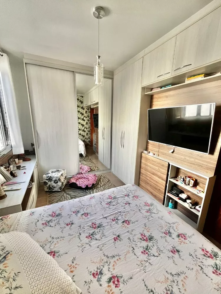 Apartamento à venda com 2 quartos, 68m² - Foto 4