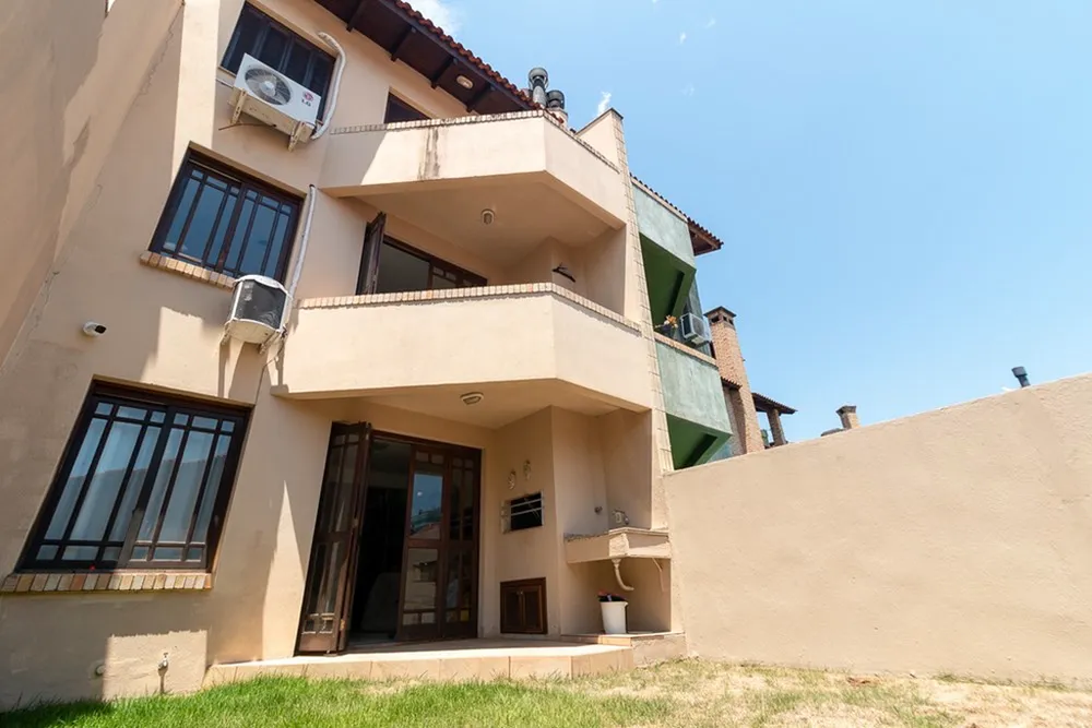 Casa, 4 quartos, 308 m² - Foto 3