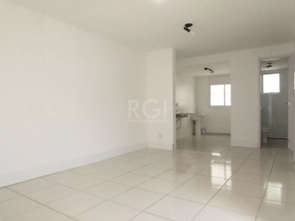 Apartamento à venda com 2 quartos, 46m² - Foto 2