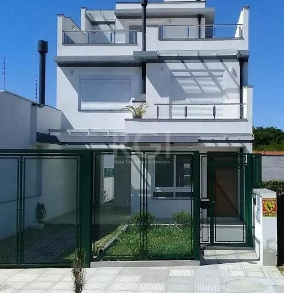 Casa à venda com 3 quartos, 219m² - Foto 2