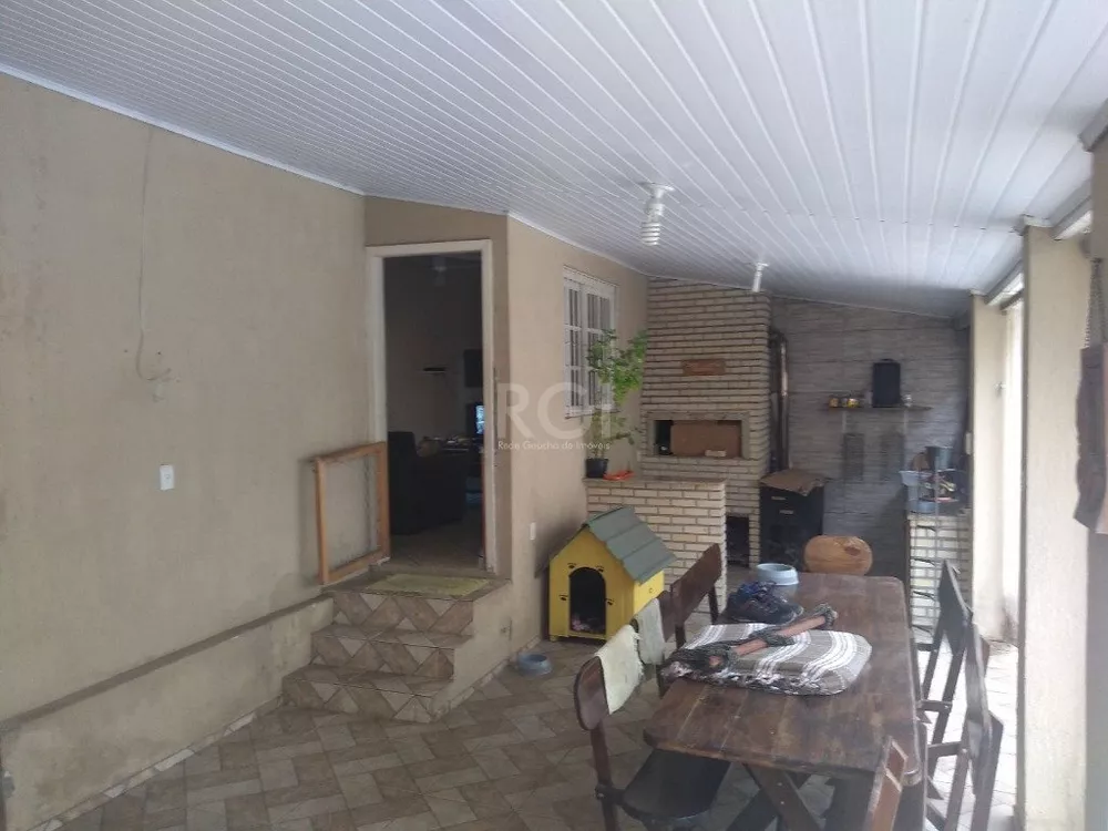 Casa à venda com 3 quartos, 199m² - Foto 3