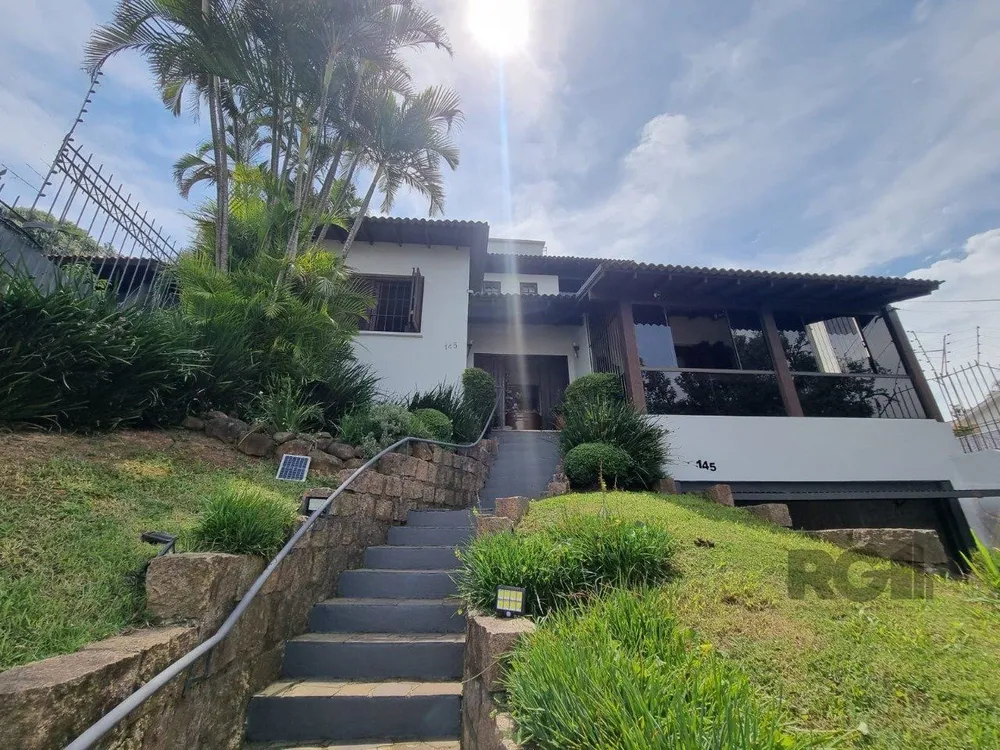 Casa, 3 quartos, 247 m² - Foto 1
