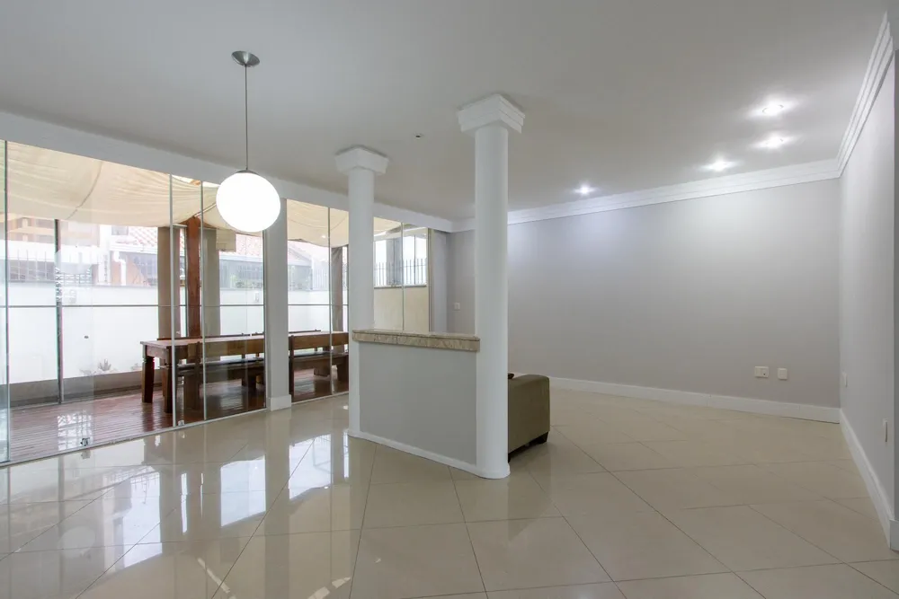 Sobrado, 4 quartos, 252 m² - Foto 2