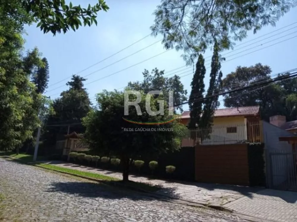 Casa à venda com 3 quartos, 189m² - Foto 4