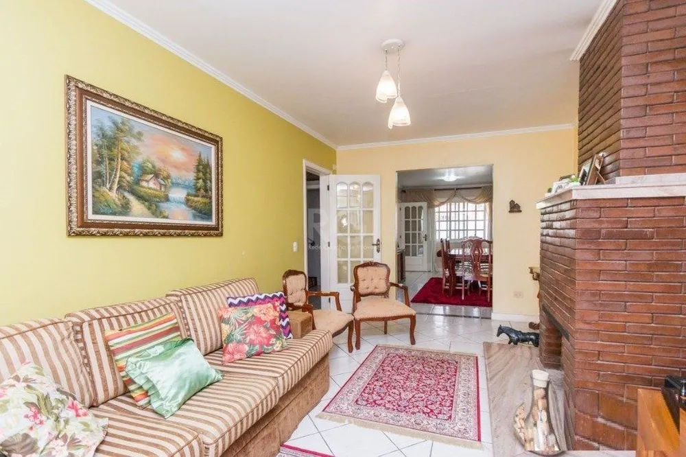 Casa, 3 quartos, 257 m² - Foto 1
