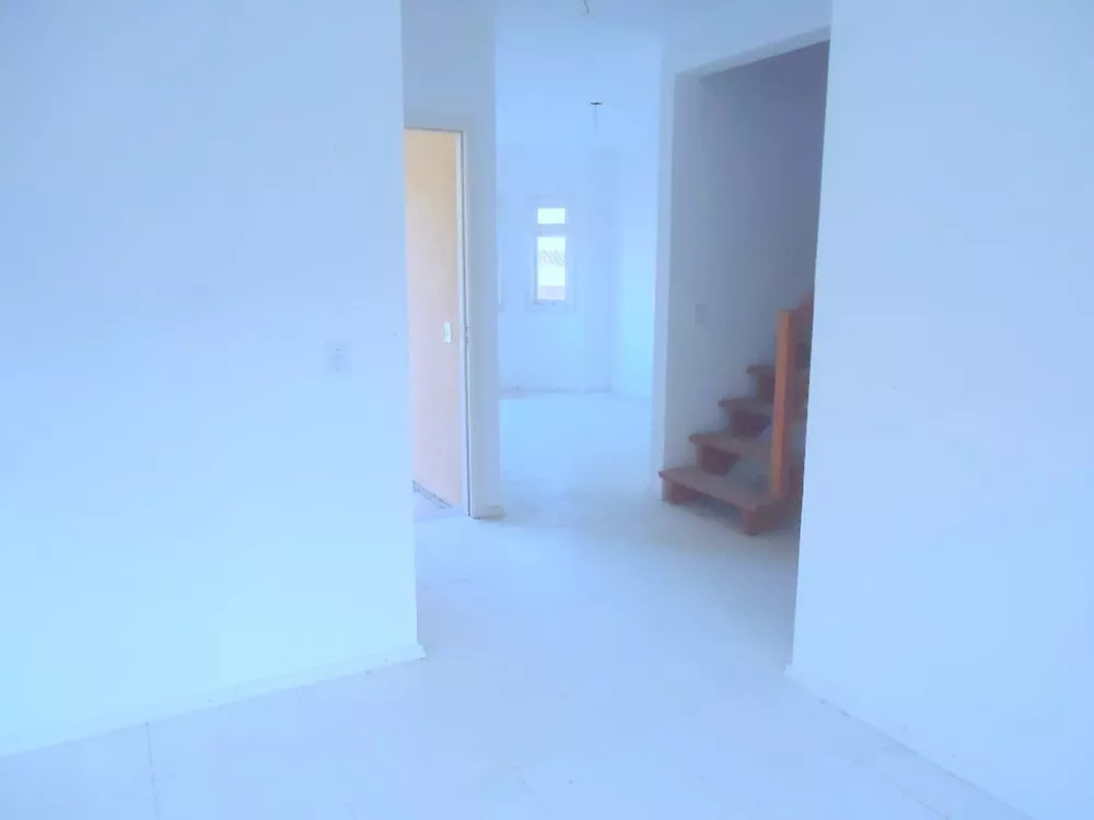 Casa de Condomínio à venda com 3 quartos, 123m² - Foto 2