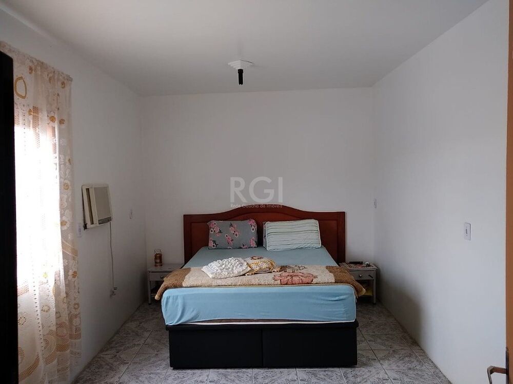 Casa à venda com 2 quartos, 157m² - Foto 3