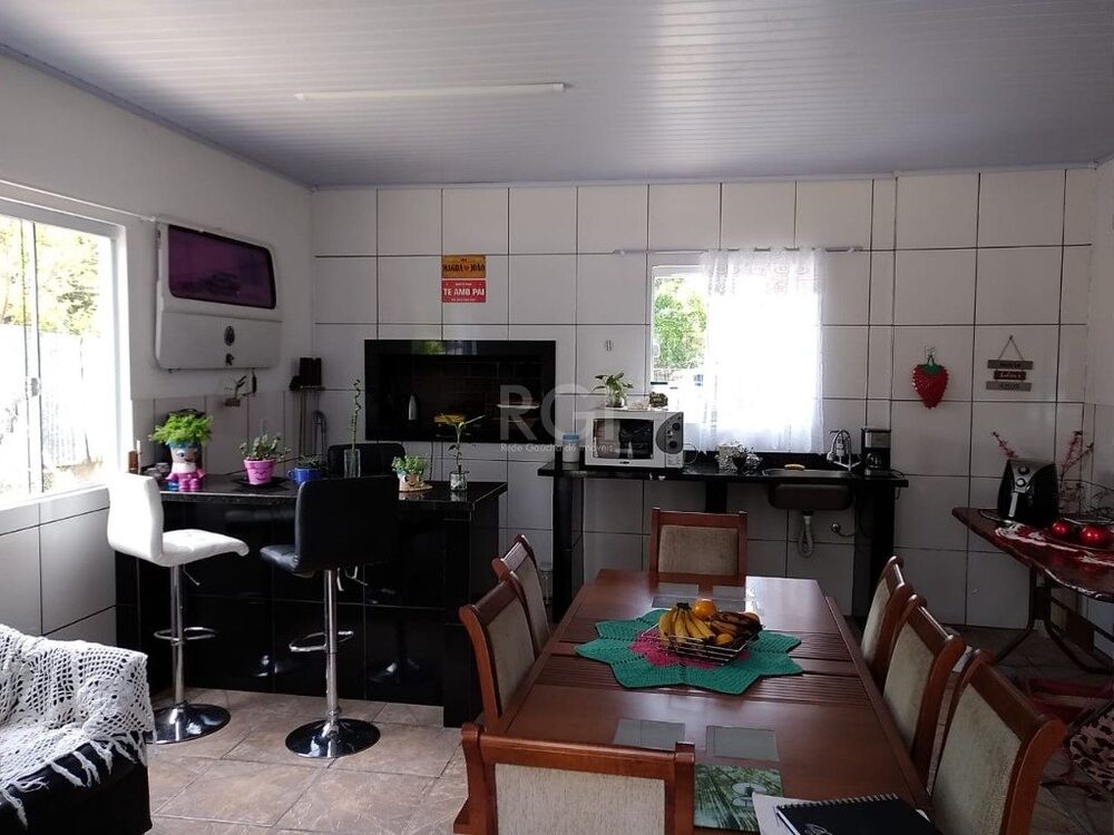 Casa à venda com 2 quartos, 157m² - Foto 1