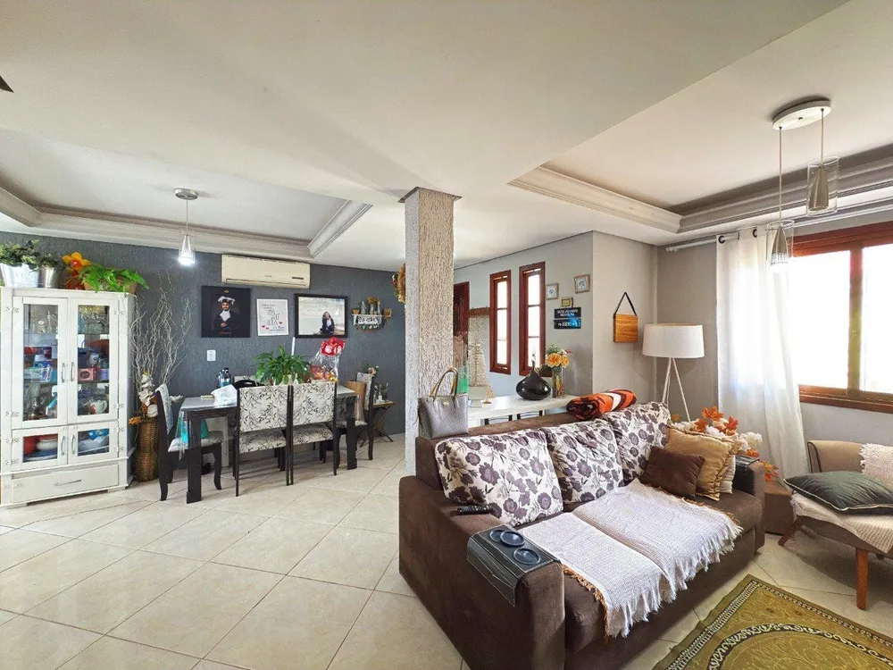 Casa, 3 quartos, 197 m² - Foto 1