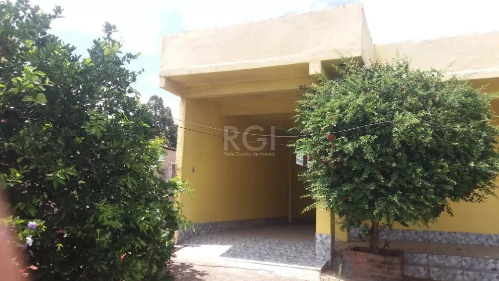 Casa à venda com 5 quartos, 201m² - Foto 2