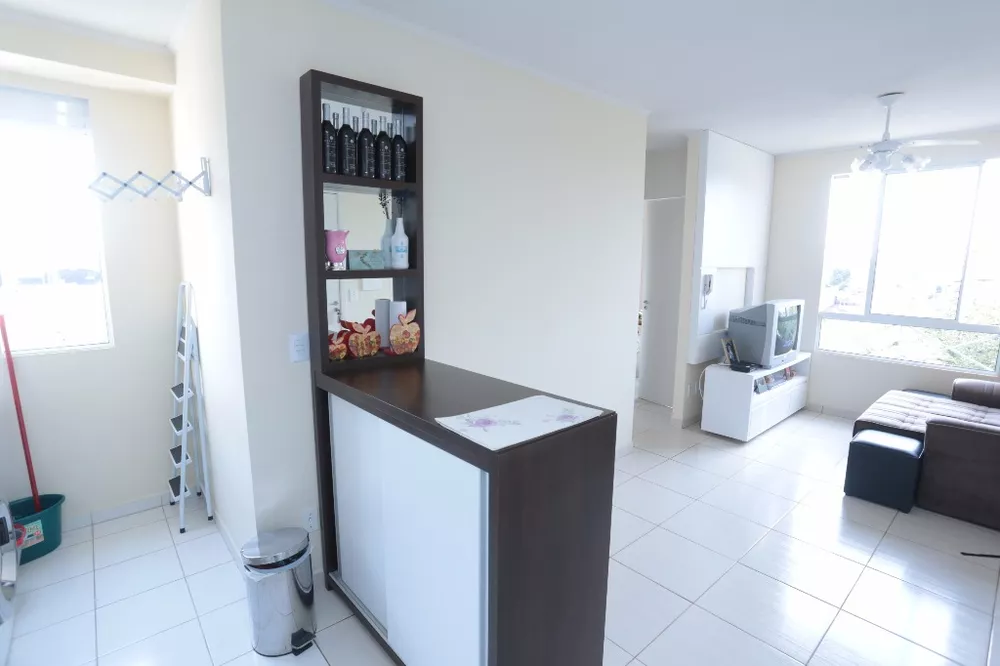 Apartamento à venda com 2 quartos, 42m² - Foto 4