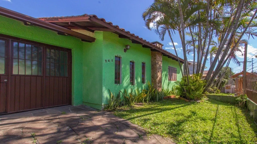Casa, 3 quartos, 263 m² - Foto 1