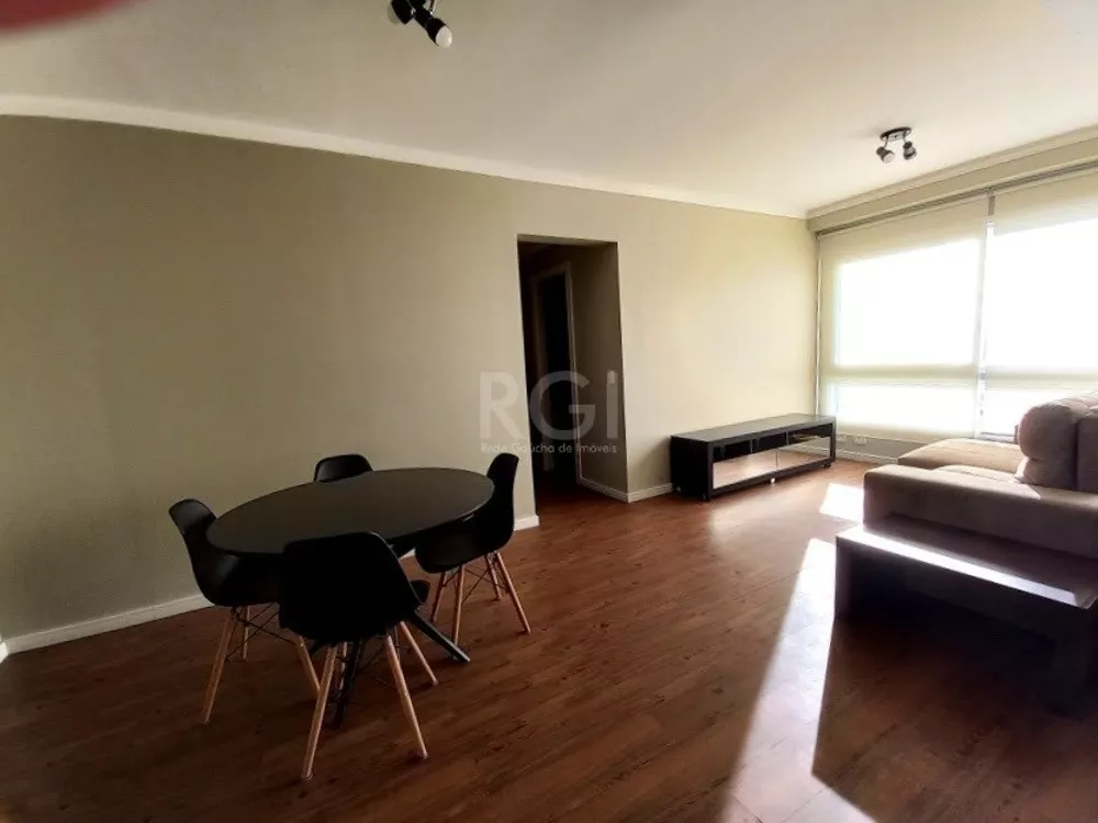 Apartamento à venda com 2 quartos, 67m² - Foto 3