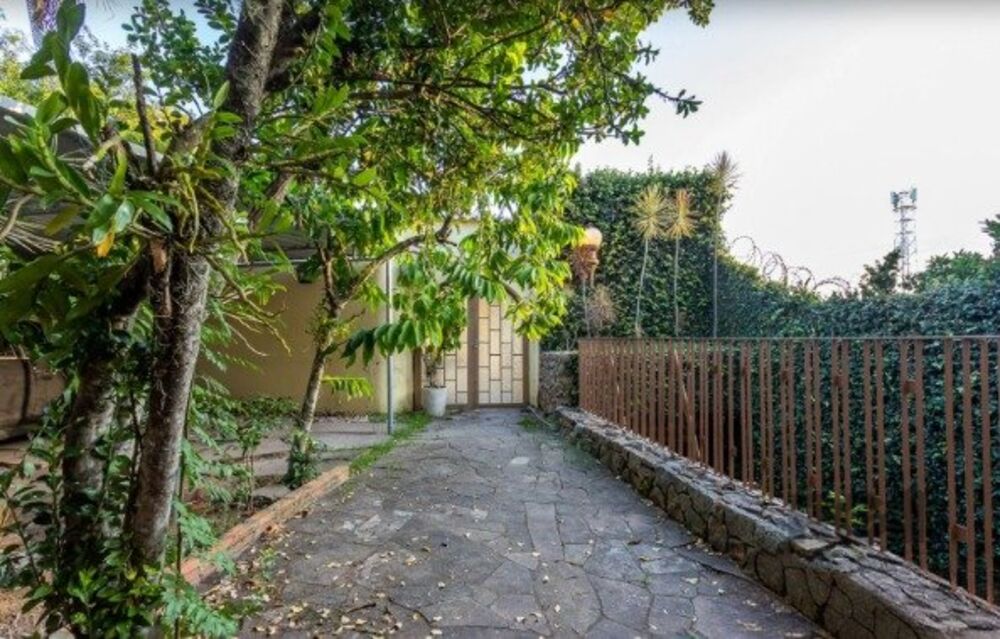 Casa à venda com 4 quartos, 220m² - Foto 3