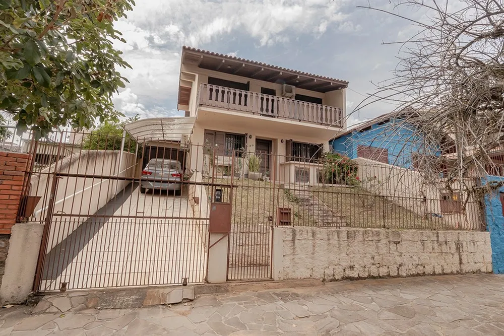 Casa, 3 quartos, 226 m² - Foto 2