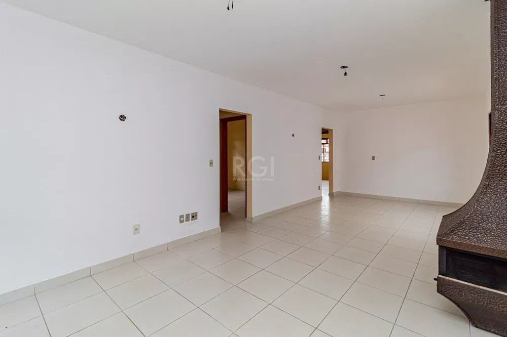 Casa à venda com 2 quartos, 289m² - Foto 3