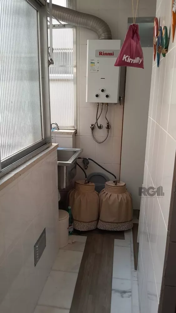 Apartamento à venda com 3 quartos, 105m² - Foto 2