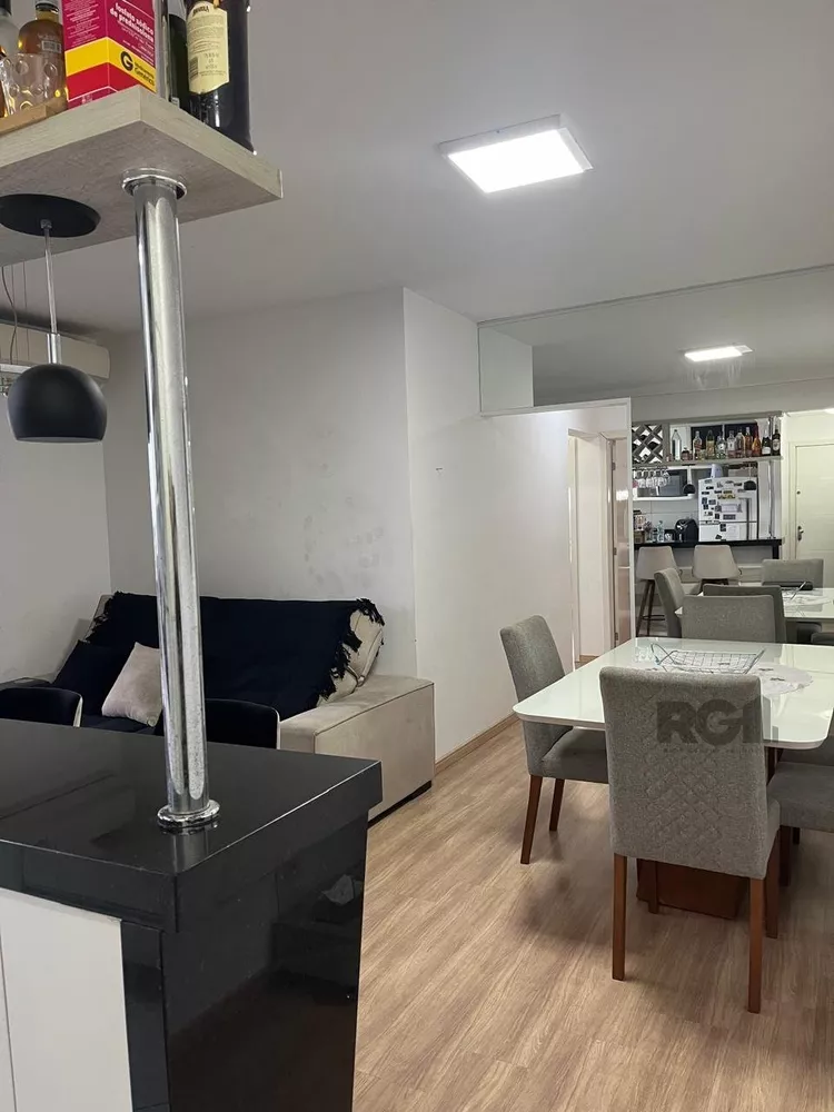 Apartamento à venda com 3 quartos, 107m² - Foto 2